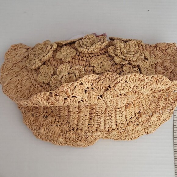 BTB Los Angeles Santorini Raffia Floral‎ Clutch NWT - Picture 6 of 9